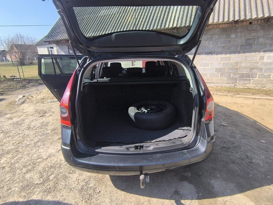 Продам власний автомобіль Рено Меган2