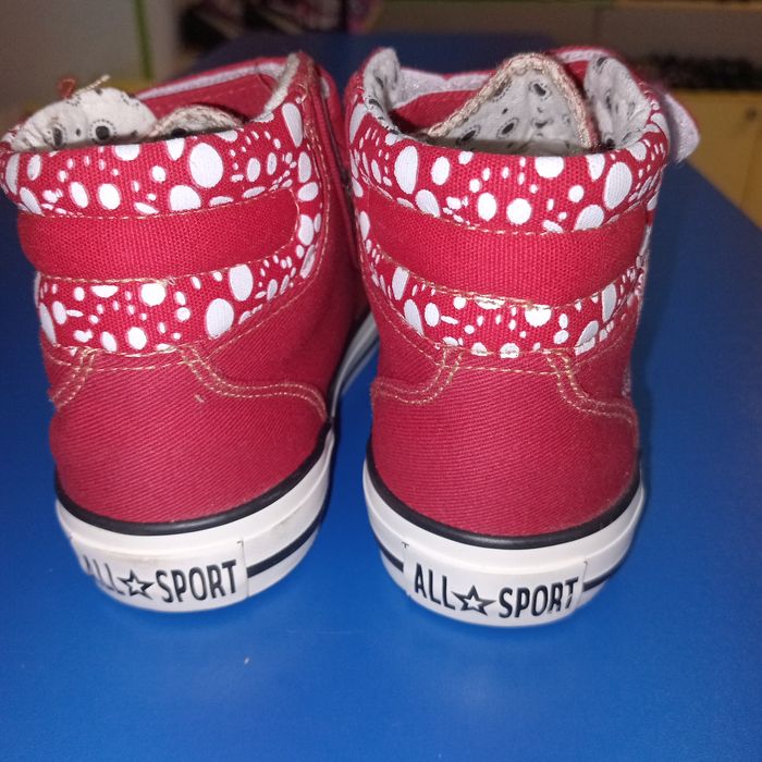 Кеди розпродаж складу