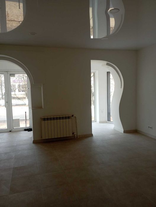 Продається нежитлове приміщення  в центрі міста по вул. Шевченко