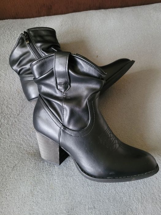 Botki kowbojki - nowe