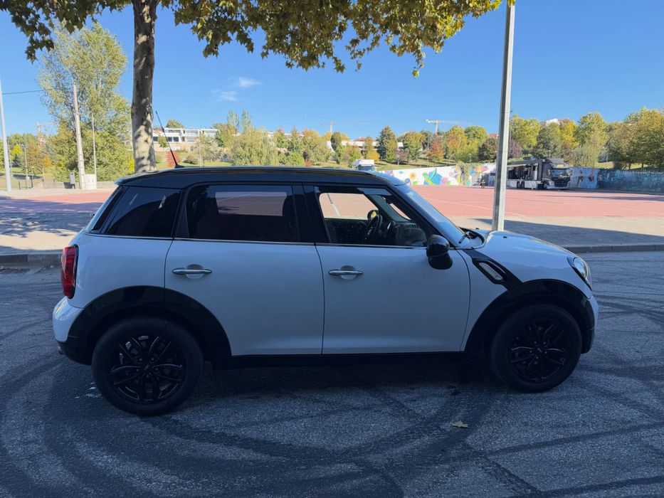 MINI Countryman 1.6D — photo 3