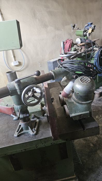 Frezarka Gomad FD1 z posuwem