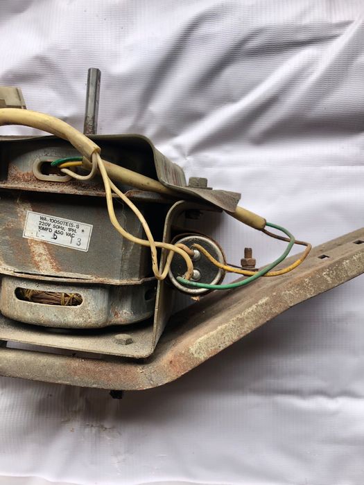 Двигатель стиральной машины