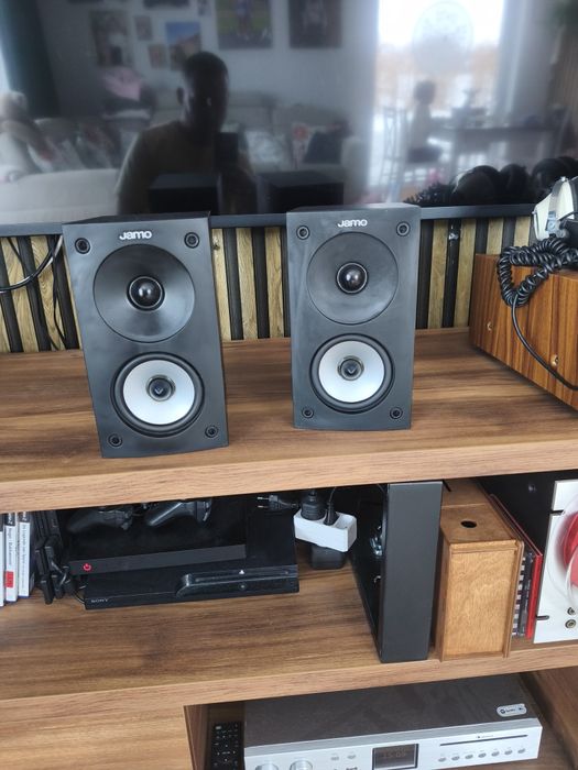 Głośniki Jamo S 622 – Duński Styl i Dynamika w Kompaktowym Wydaniu