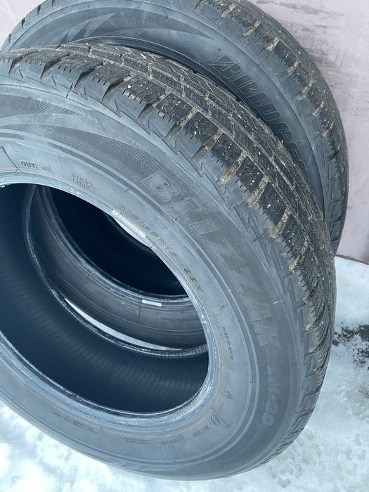 215/65/16 M+S Bridgestone 2 шт