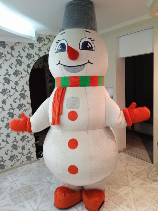 Надувний костюм Сніговик 2.70 м!!!