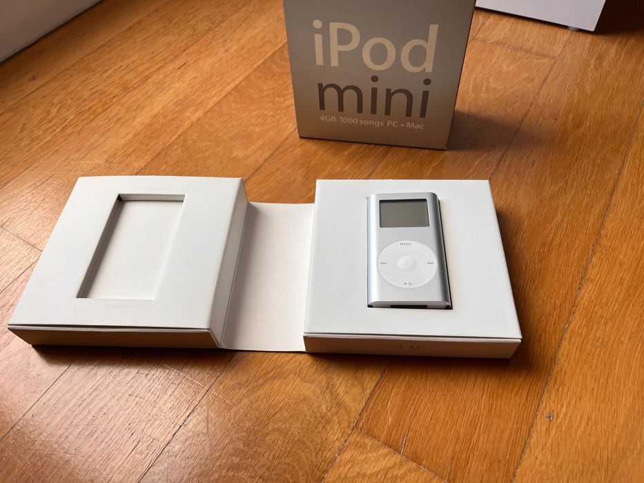Apple iPod Mini 4GB szary 1000 song PC + Mac