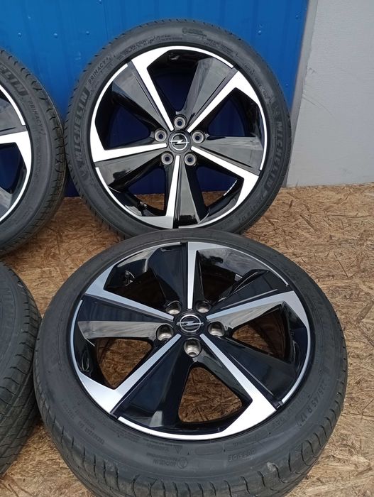 Koła R17 OPEL ASTRA L 225/45 94V MICHELIN PRIMACY4 ROK 25 5x108 ET44 NOWE
