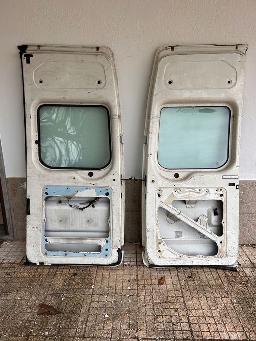 Ford transit porta traseira