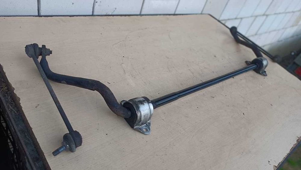 Drążek Stabilizatora BMW E46 4-Cylindry BMW E46 316i 318i 320d