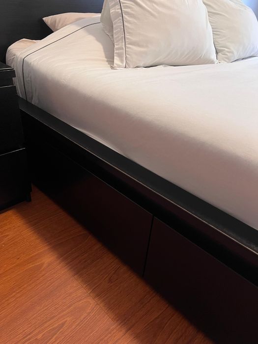 Cama MALM IKEA com estrado