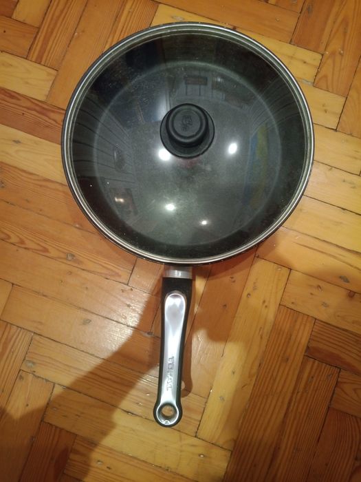 Сковородка Tefal диаметр 32 с крышкой
