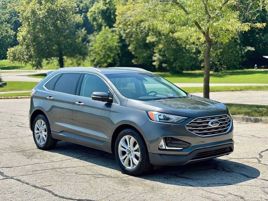 Ford Edge Titanium      2019
