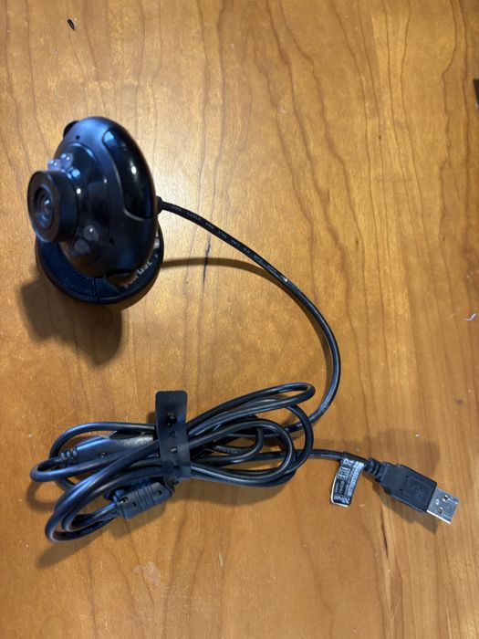 Web cam truss spotlight