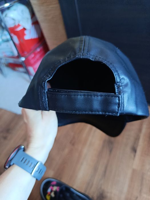 Czapka skaj BB damska