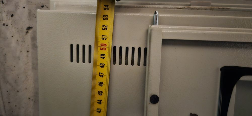 Drzwi i boczki do szafy rack