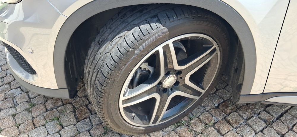 Mercedes GLA180d AMG Line