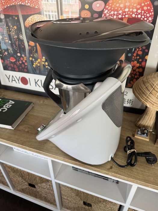 Bimby TM5 + Acessorios + Livro