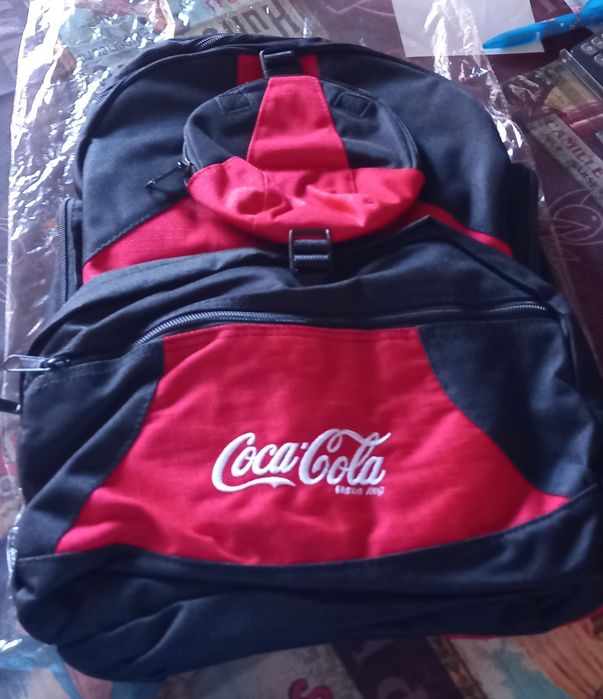 Mochila da colecção da coca-cola.