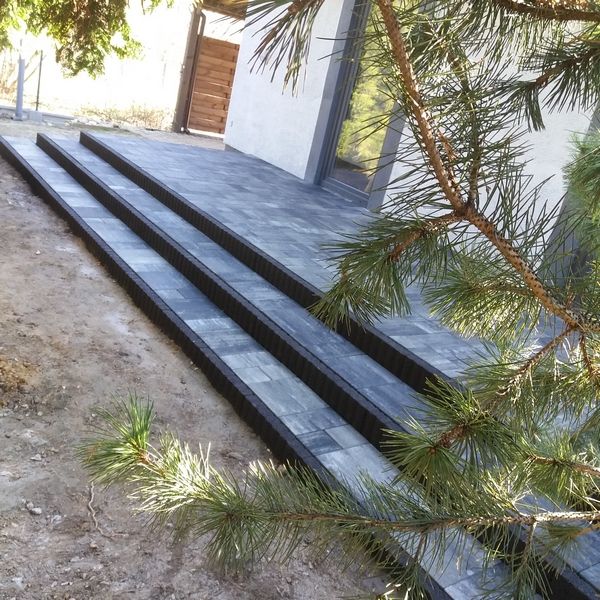 Kompleksowe układanie kostki brukowej