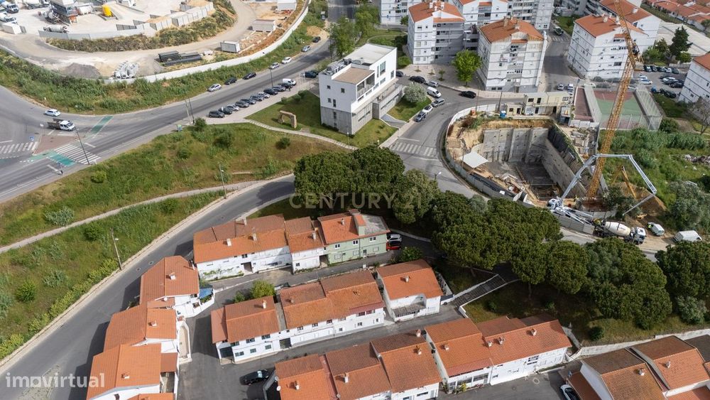 Andar de moradia bifamiliar com Terraço com vista rio em Marvila | Lis