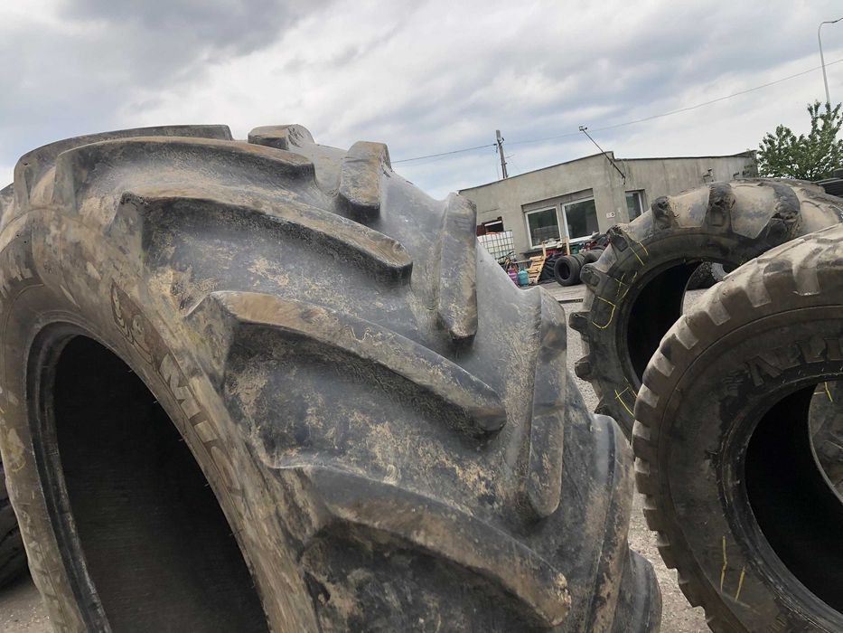 650/65r42 Opona Michelin Multibib Radial 70%