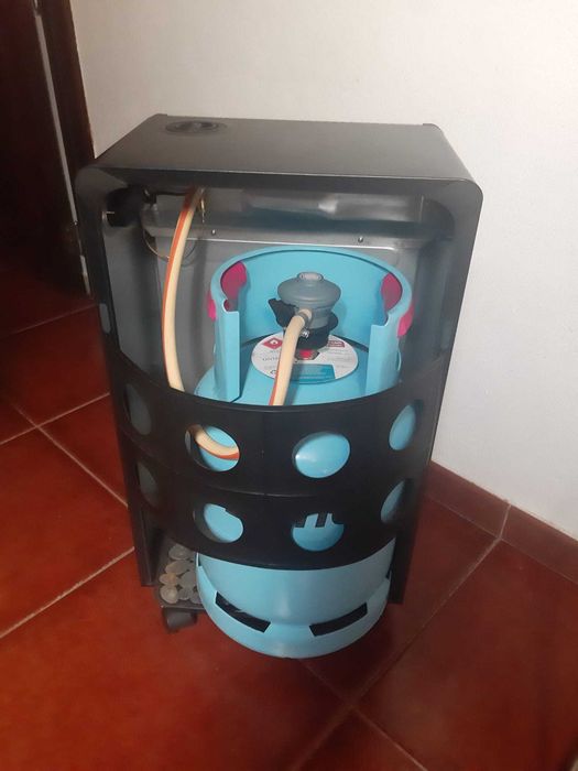 Aquecedor a gás Gralux FQ4600 já com bilha