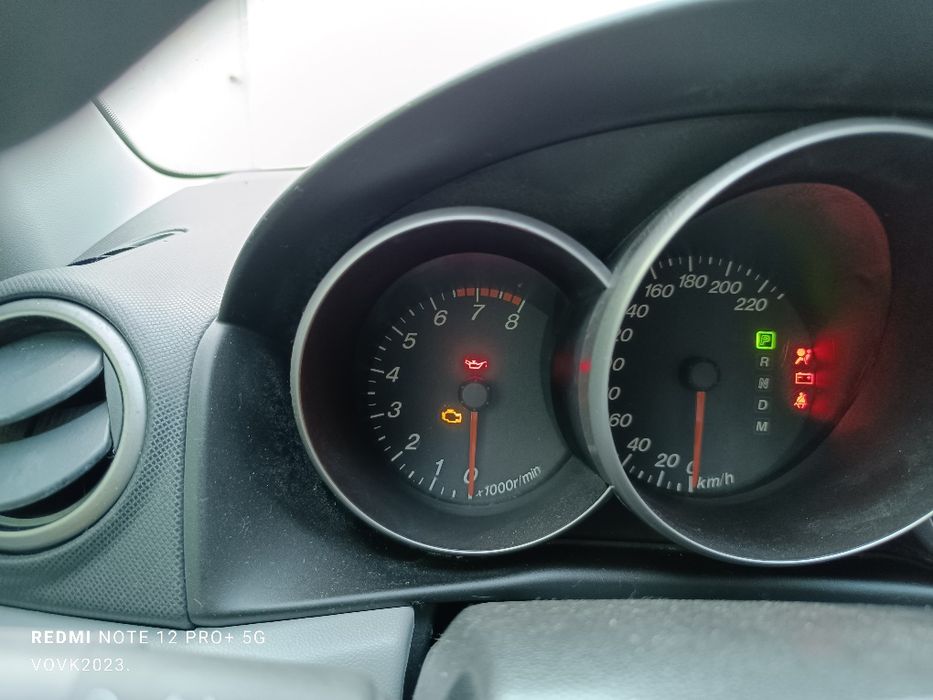 Мазда 3 2004 г  продаж