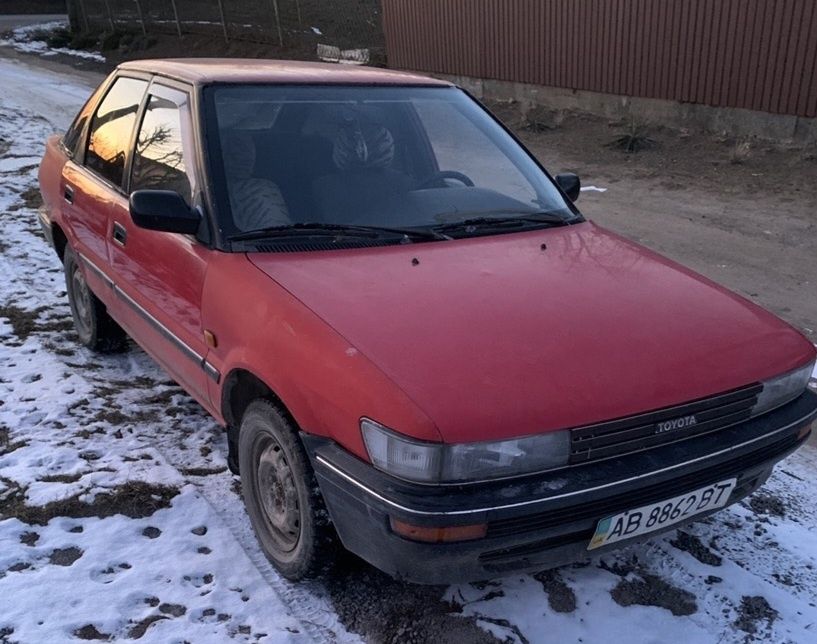 Запчасти Toyota corolla e90