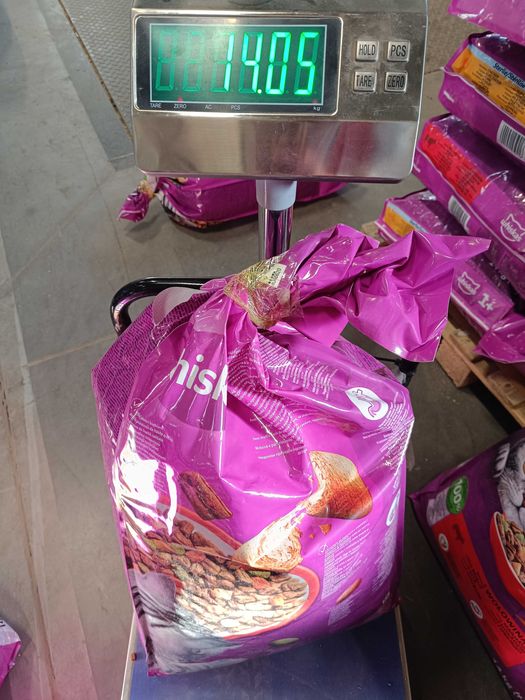 Sucha karma dla kota