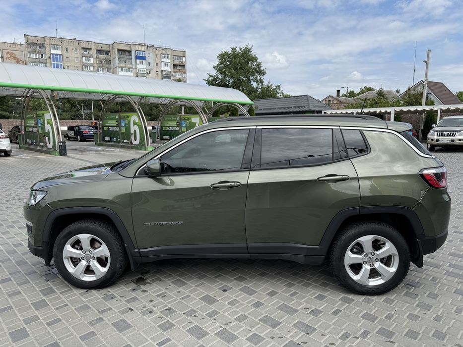 Продам Jeep Compass