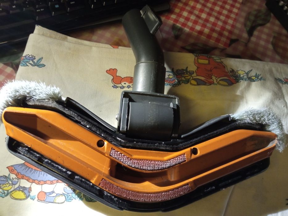 Oryginalna ssawka duża z włosiem PHILIPS KOMBI Tri Active FC8052  Wars