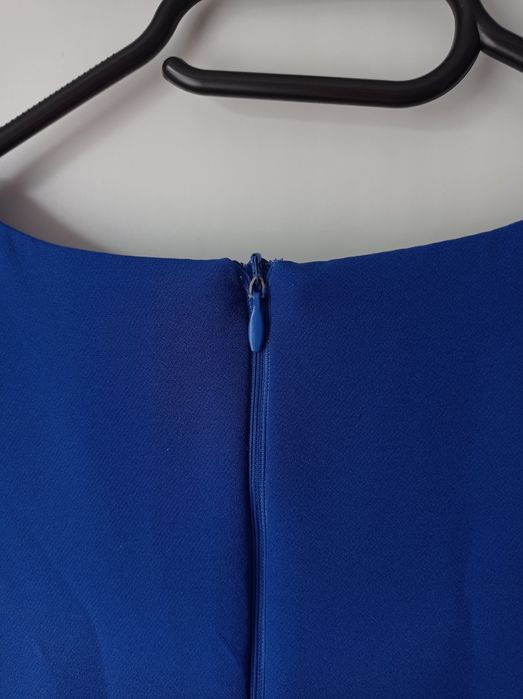 Elegancka rozkloszowana sukienka r. 38/40