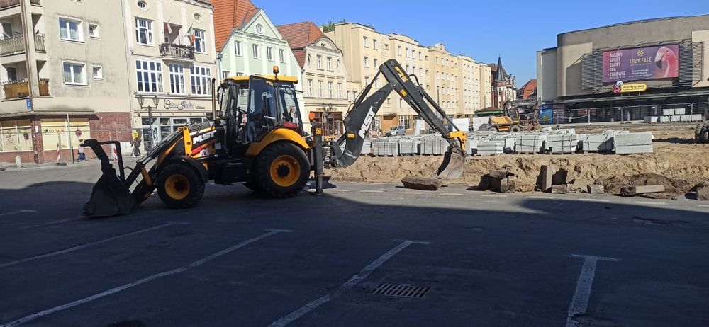 Usługi koparko ładowarką, roboty prace ziemne, koparka Słupsk wywrotka