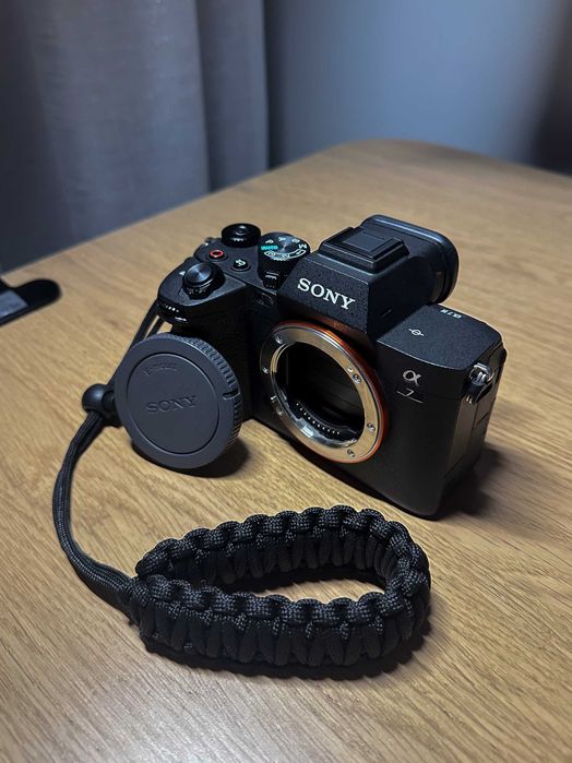 Aparat SONY A7 IV - jak nowy, 1884 migawka, gratisy, gwarancja