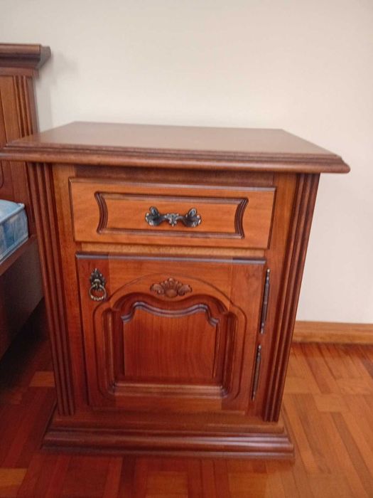 продам    спальню