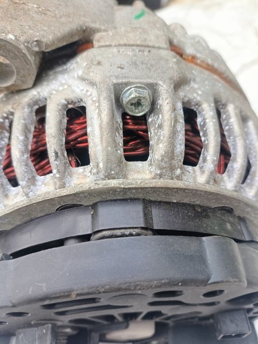 Генератор..тракторный.