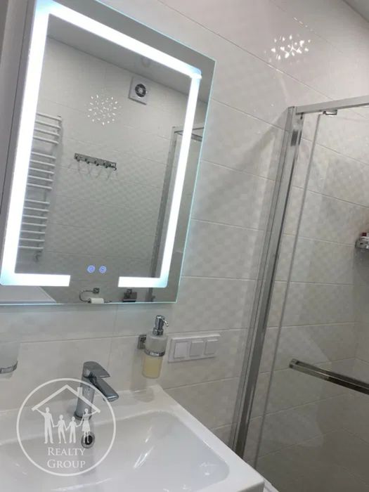 Продається 2-кімн квартира + кухня-студія в ЖК Avalon Zelena Street А4