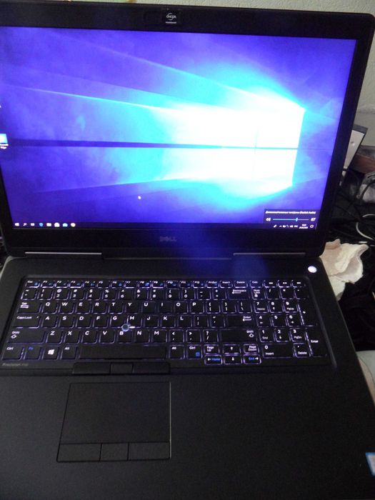 Dell  7720  i7-6820HQ 32Gb 512Gb SSD 1920х1080 IPS видео M1200 4Gb