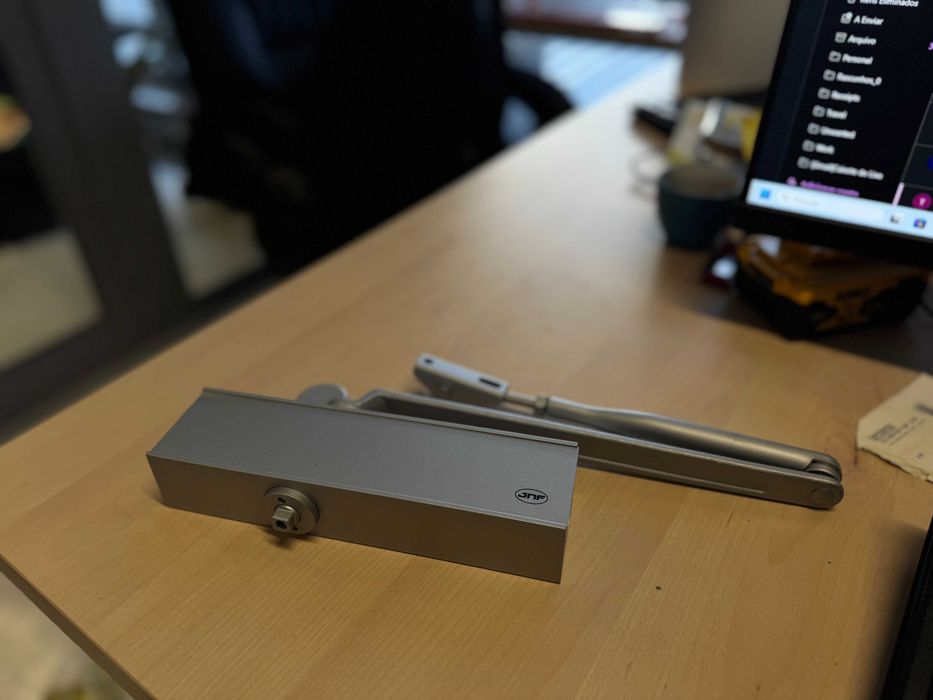 Mola Hidraulica Porta