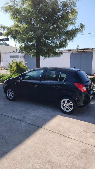 Carro corsa opel gasóleo 2013 foto 5