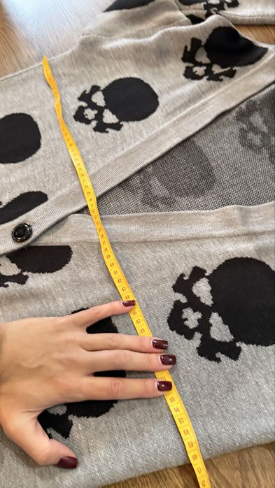 Продам теплу стильну кофту