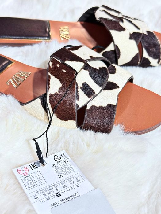 ZARA klapki z włosiem ze skory