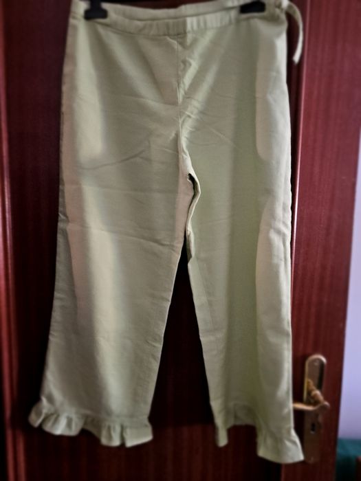 Conjunto colete/top e corsários verde
