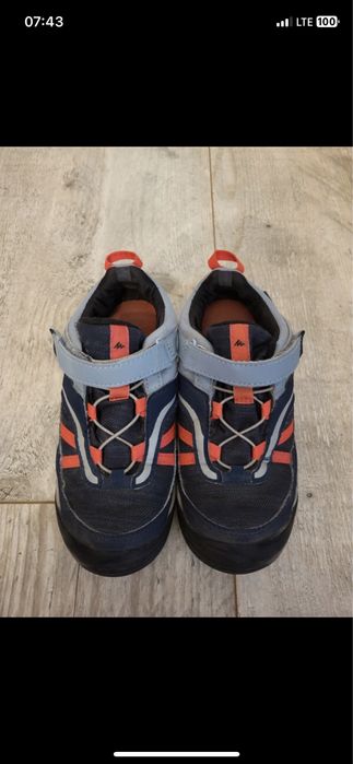 Buty trekkingowe wodoodoporne Quechua rozm. 33
