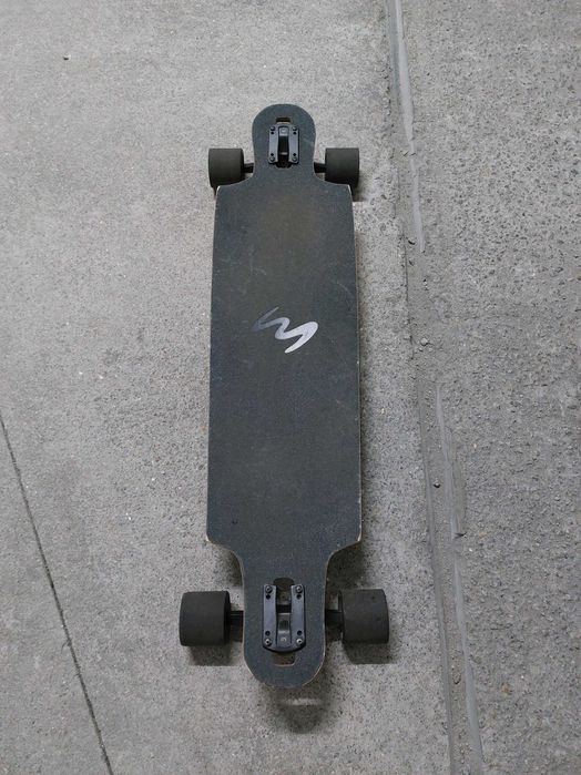 Skate longboard Landyachtz Drop Cat 38