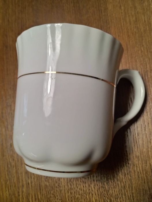 Porcelana używane Iwona ze złotą nitką