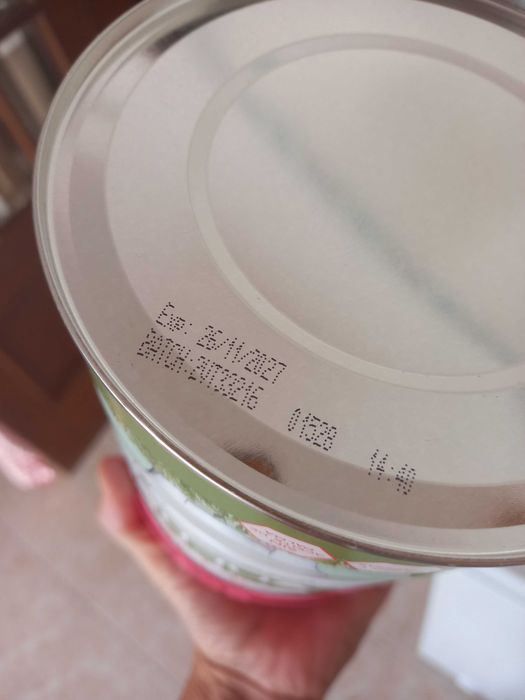 12 latas de fórmula de cabra biológico