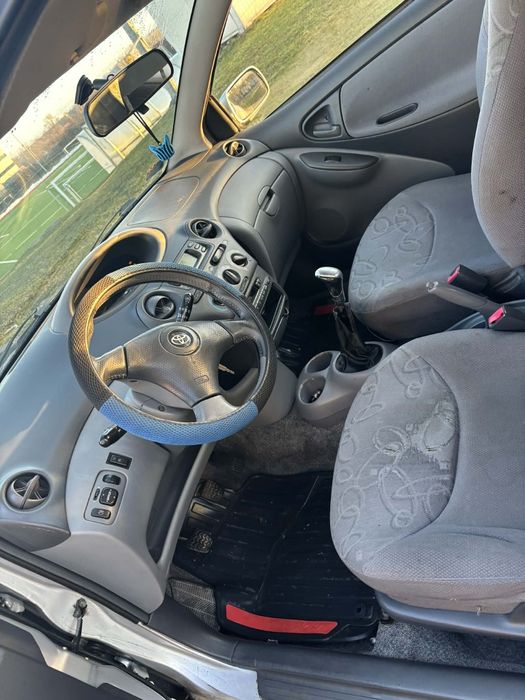 Toyota Yaris 1.3Benzyna !!!