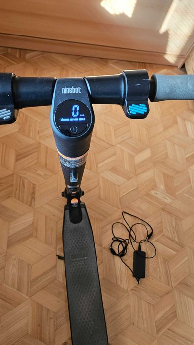 Hulajnoga elektryczna SEGWAY NINEBOT